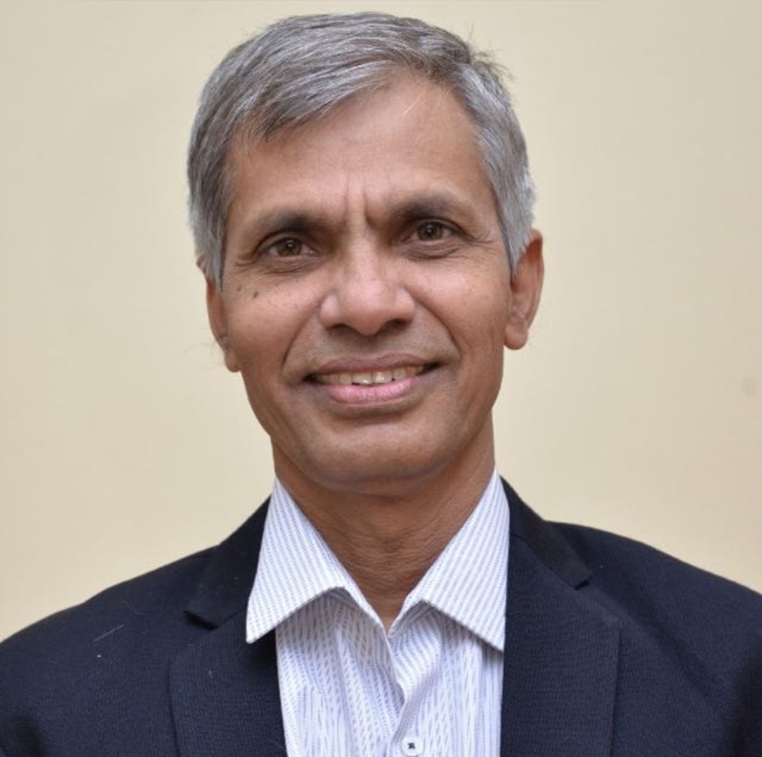 Prof.(Dr.) Suresh Wamangir Gosavi 